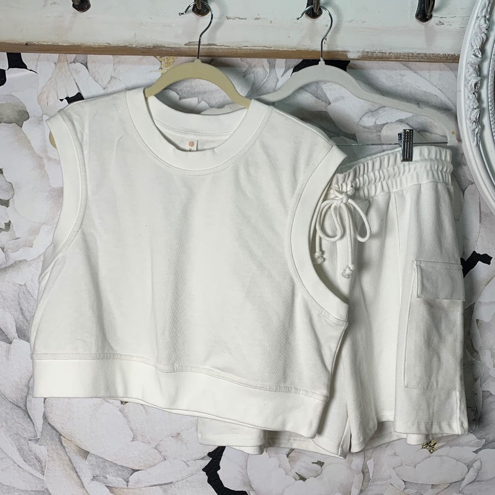 Daily Practice (Anthropologie) 2pc white athletic short and top set white L & XL